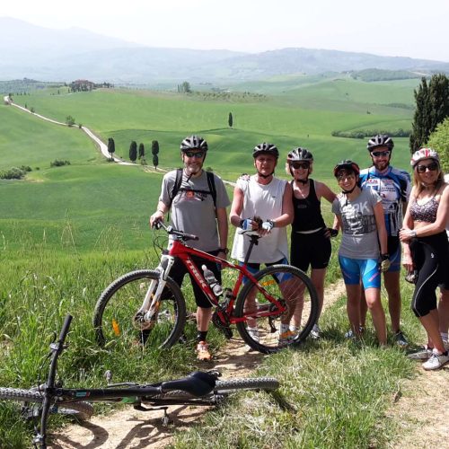 TOUR DEI CIPRESSI - ½ giornata (25km)